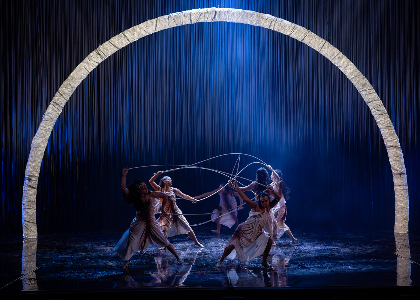 Frances Rings Hope on the Horizon – Fjord Review