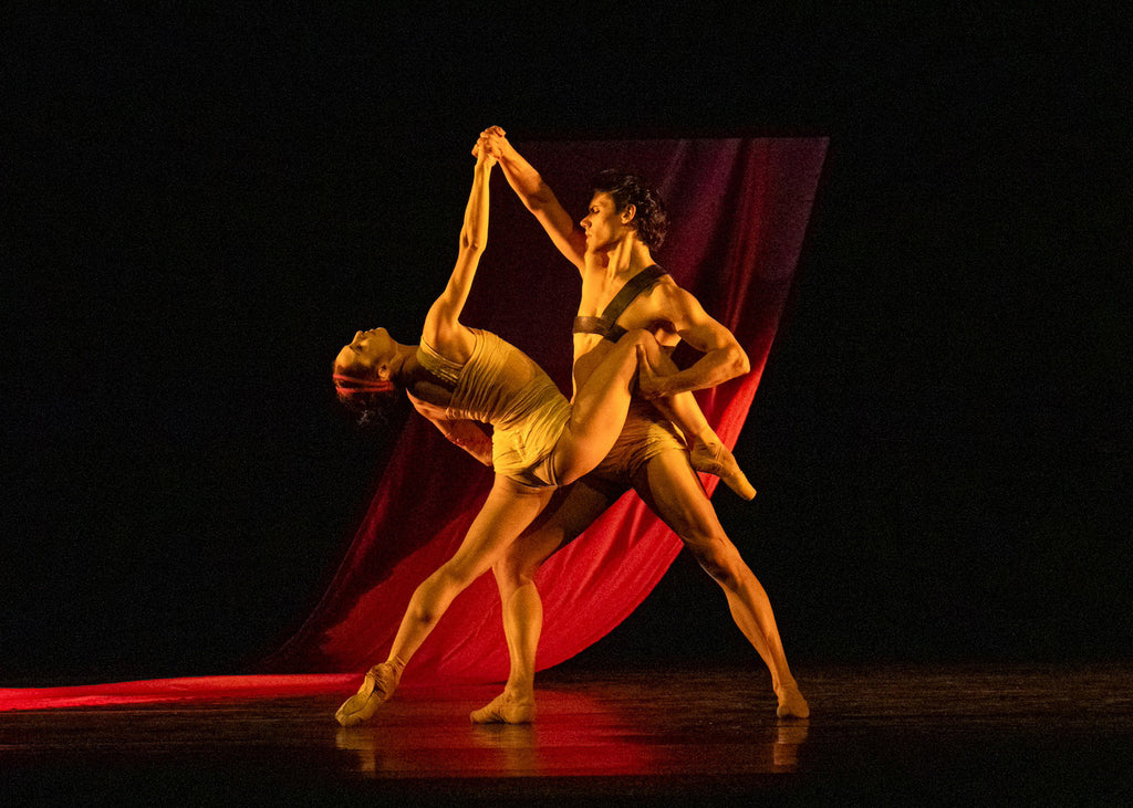 Roberto Bolle and Martina Pasinotti in “Caravaggio” by Mauro Bigonzetti. Photograph by Rosellina Garbo