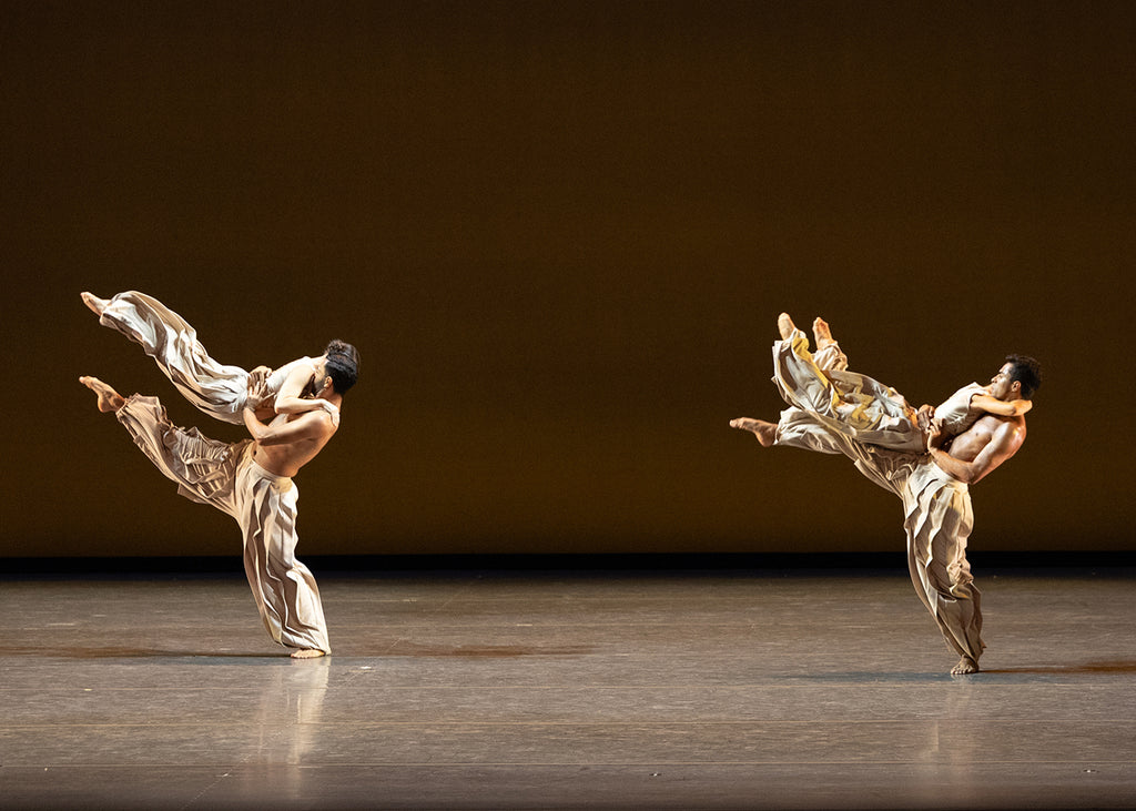 Ballet Hispánico in “Trança (Braid)” by Cassi Abranches. Photograph by Rosalie O'Connor 