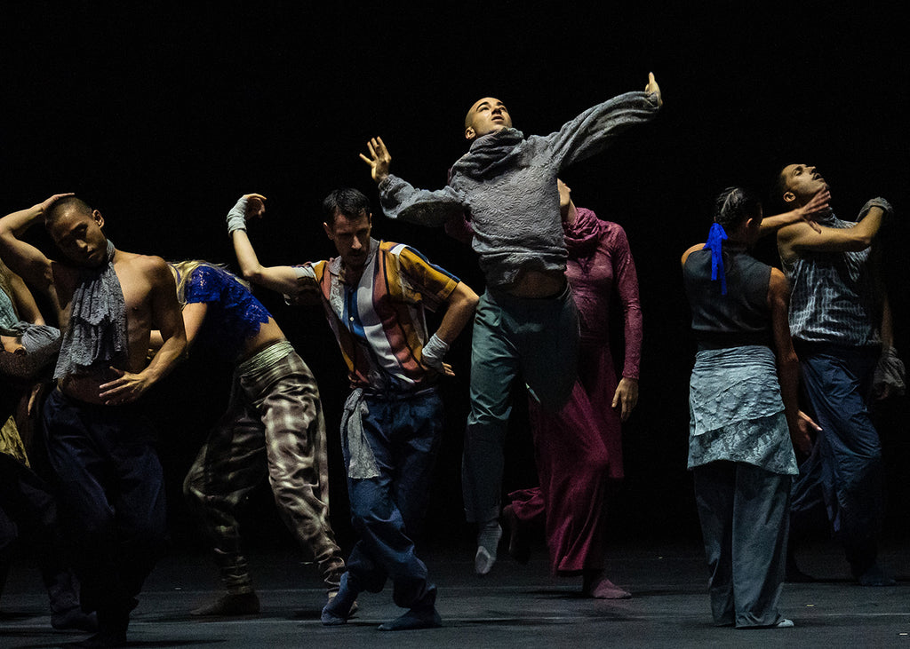 Gautier Dance//Dance Company Theaterhaus Stuttgart in Hofesh Shechter’s “Any way the wind blows.” Photograph by Steven Pisano