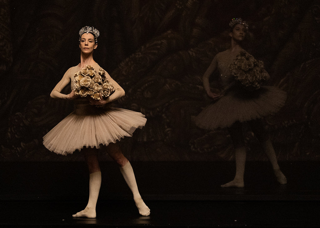 Laurène Lévy in “Étude” by Marcos Morau. Photograph by Yonathan Kellerman | OnP