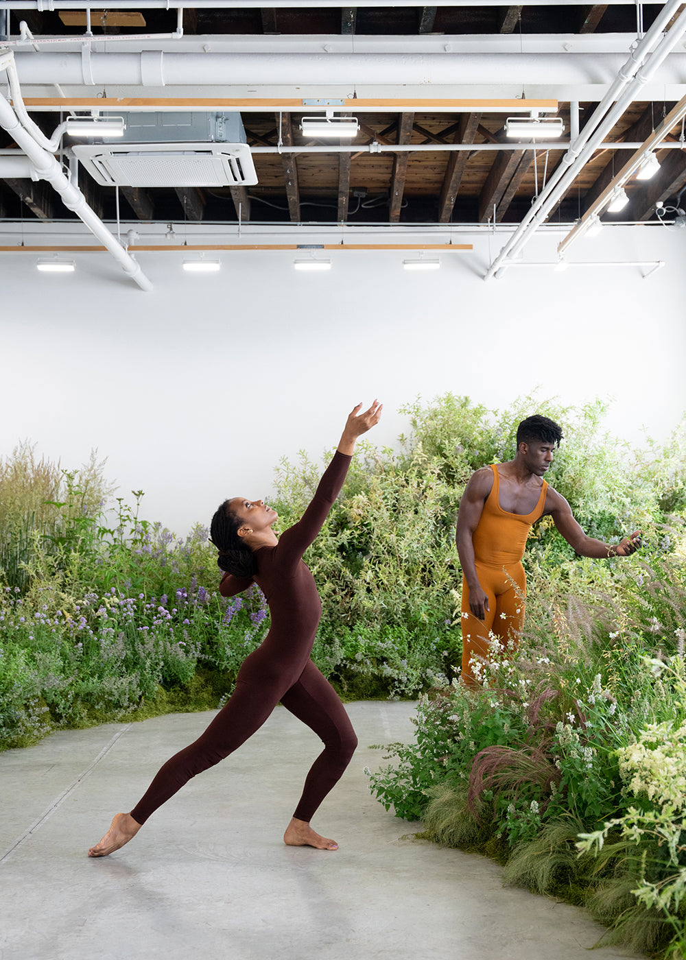 Lloyd Knight and Jacquelin Harris in Andrew Skeels’ “Meanwhile.” Photograph by Quinn Wharton