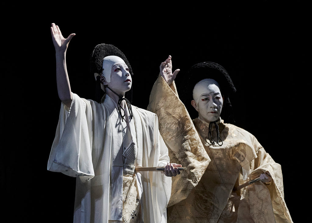 Kabuki actors Maholo Onoe and Kazutaro Nakamura in “Kinkaku-ji (the Golden Pavilion)” by Marcos Morau. Photograph by Hajime Watanabe