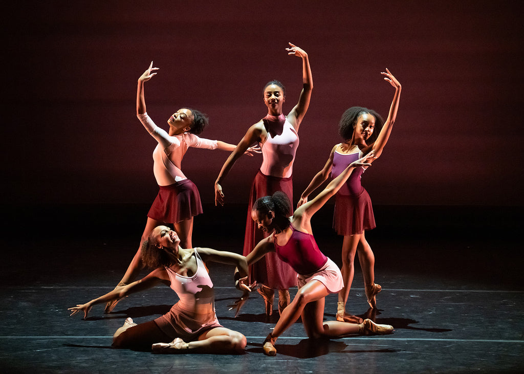 Delaney Washington, Ariana Dickerson, Carly Greene, Madison Brown, and Aleisha Walker in “Rising” by Walker. Photograph by Steven Pisano