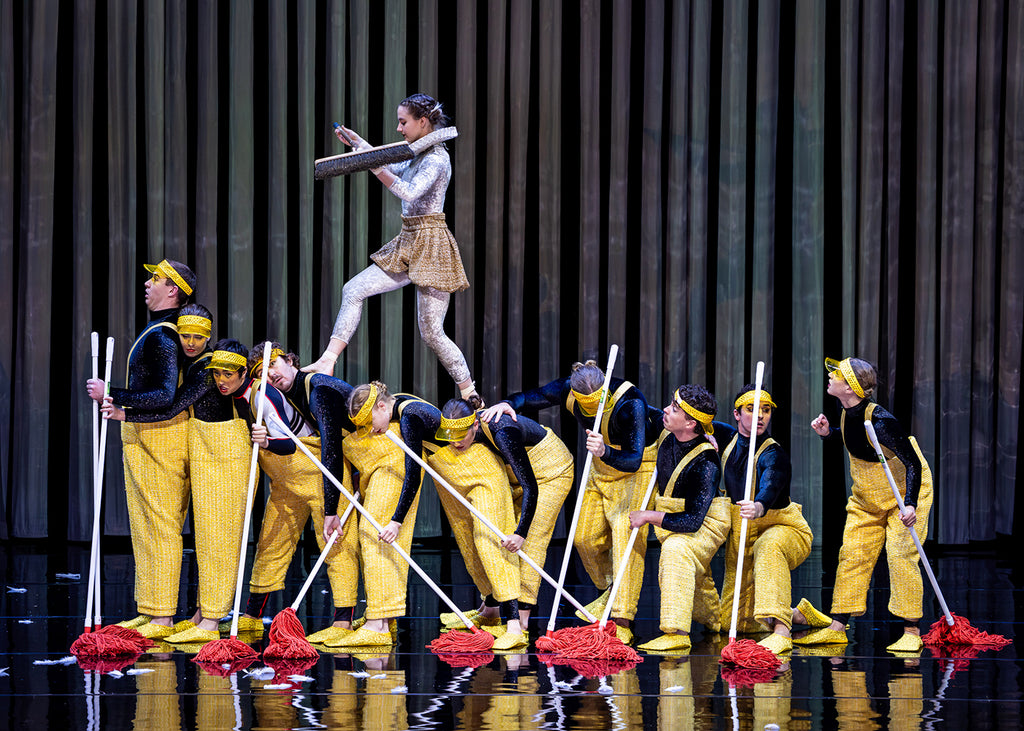 “Duck Pond” by Yaron Lifschitz and the Circa ensemble. Photograph by Daniel Boud