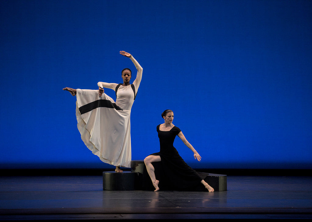 Laurel Dalley Smith and Leslie Andrea Williams in “Chronicle” by Martha Graham. Photograph by Melissa Sherwood