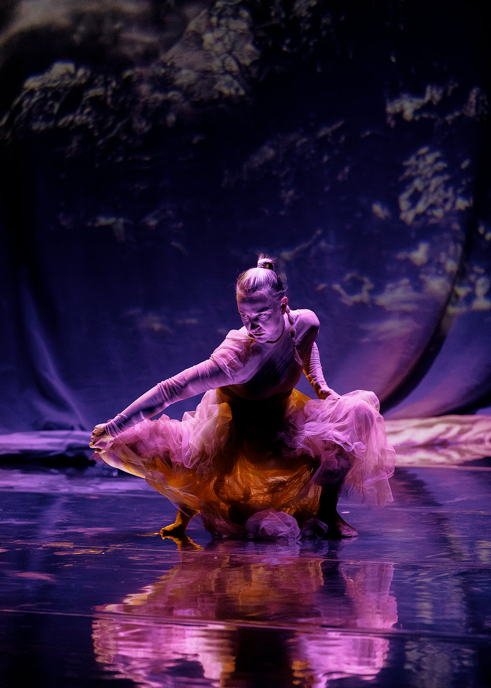 Lucy Guerin Inc in “The Forest” by Lucy Guerin. Photograph by Gianna Rizzo