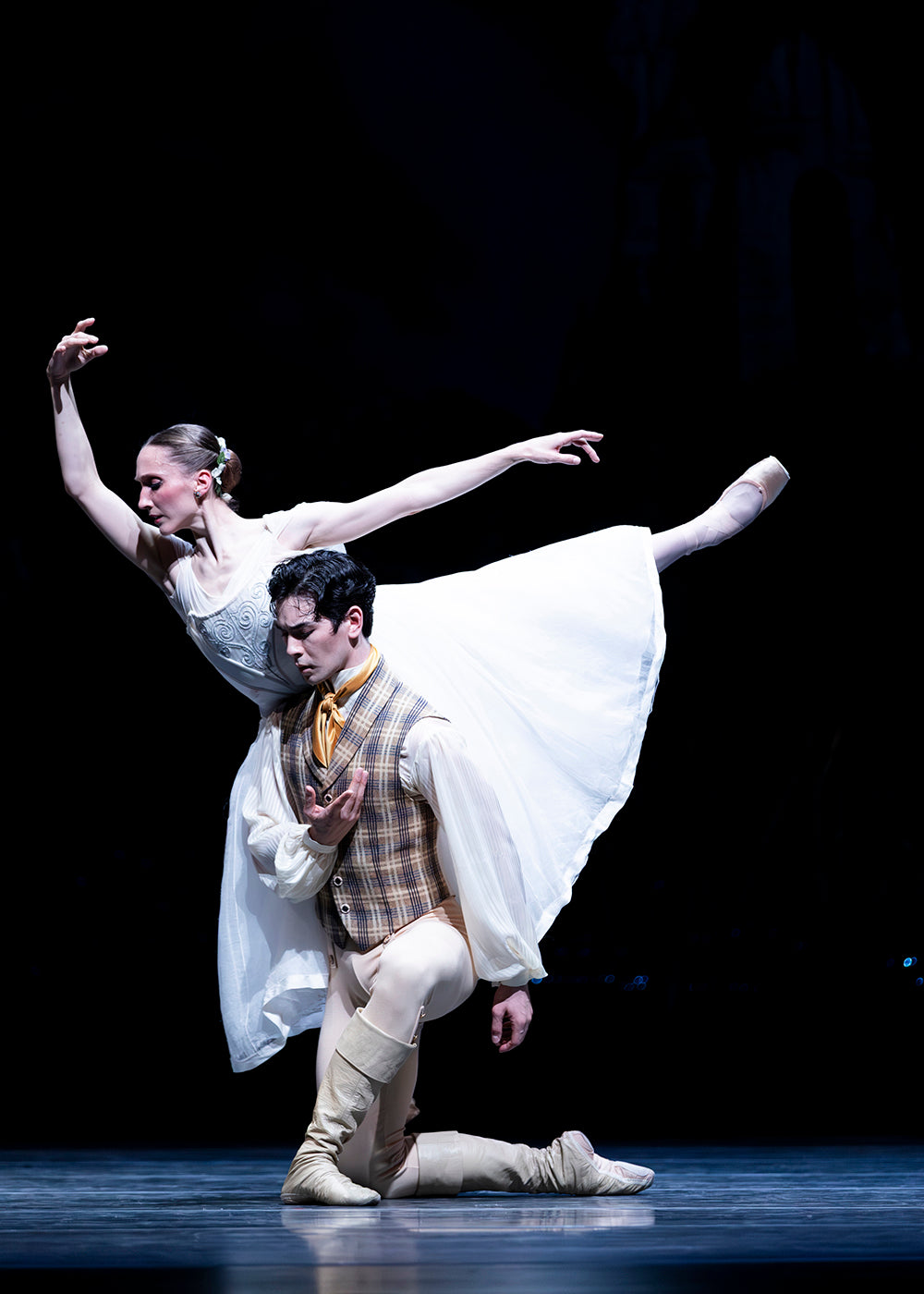 Elizabeth Murphy and Christopher D’Ariano in Peter Boal’s “Giselle.” Photograph by Angela Sterling