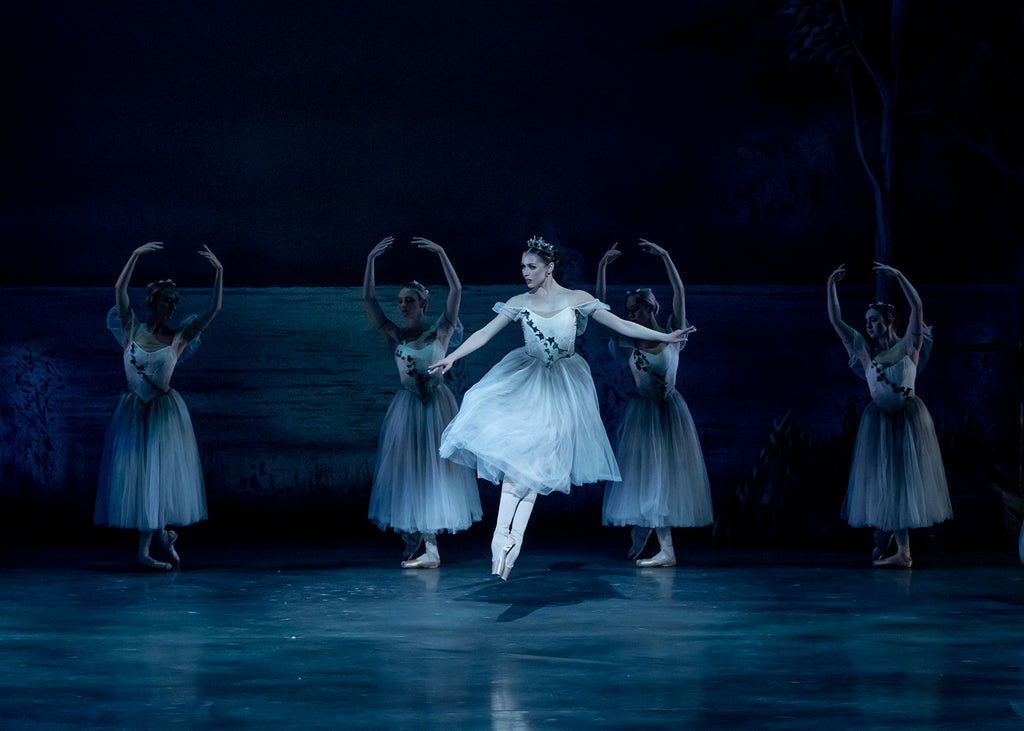 Aviva Gelfer-Mundl as Myrtha in “Giselle.” Photograph by Cheryl Mann