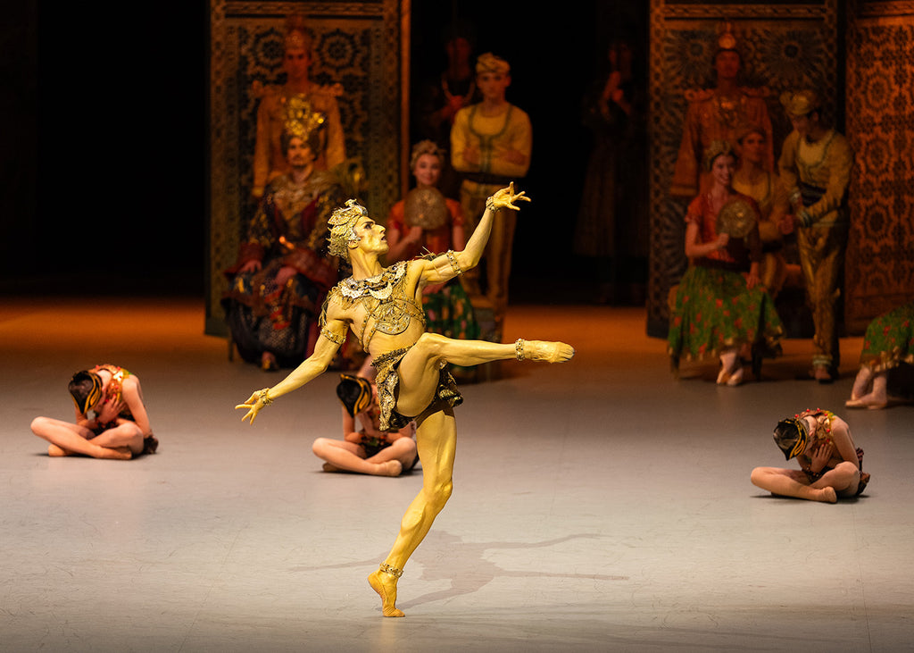 Thomas Docquir in “La Bayadère” by Rudolph Nureyev. Photograph by Yonathan Kellerman | OnP