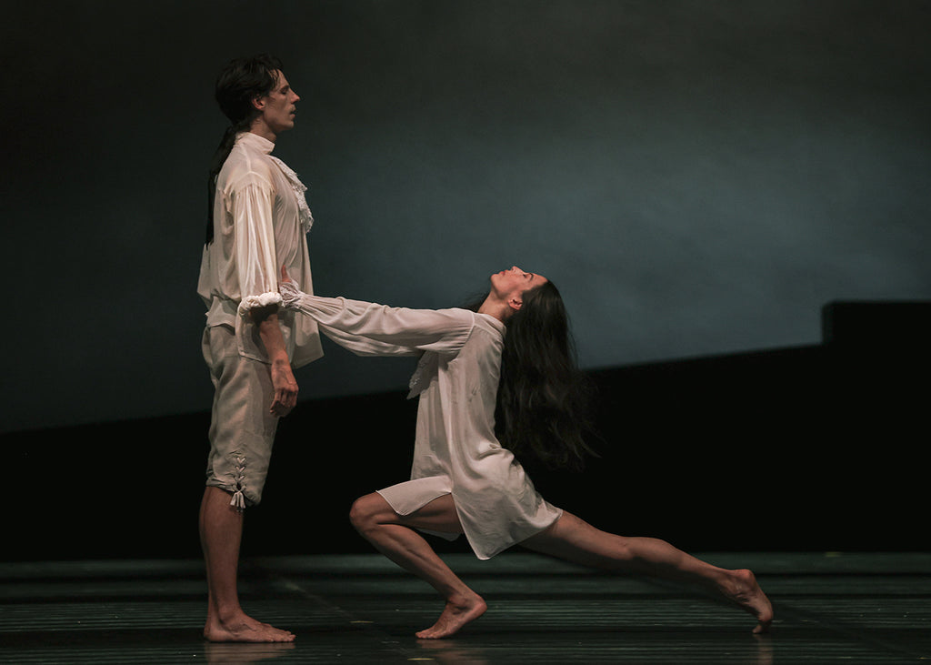Hannah O'Neill and Germain Louvet in “Le Parc” by Angelin Preljocaj. Photograph by Maria-Helena Buckley | OnP