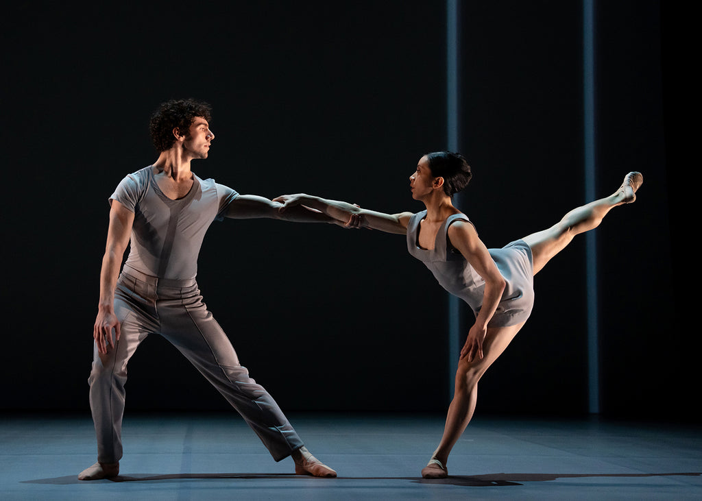 Lounes Landri and Tiare Keeno in Lucinda Childs's ”Canto Ostinato.” Photograph by Julieta Cervantes
