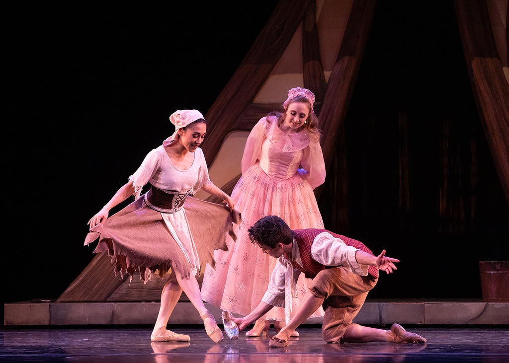 Milwaukee Ballet in “Cinderella” by Michael Pink. Photograph by Rachel Malehorn