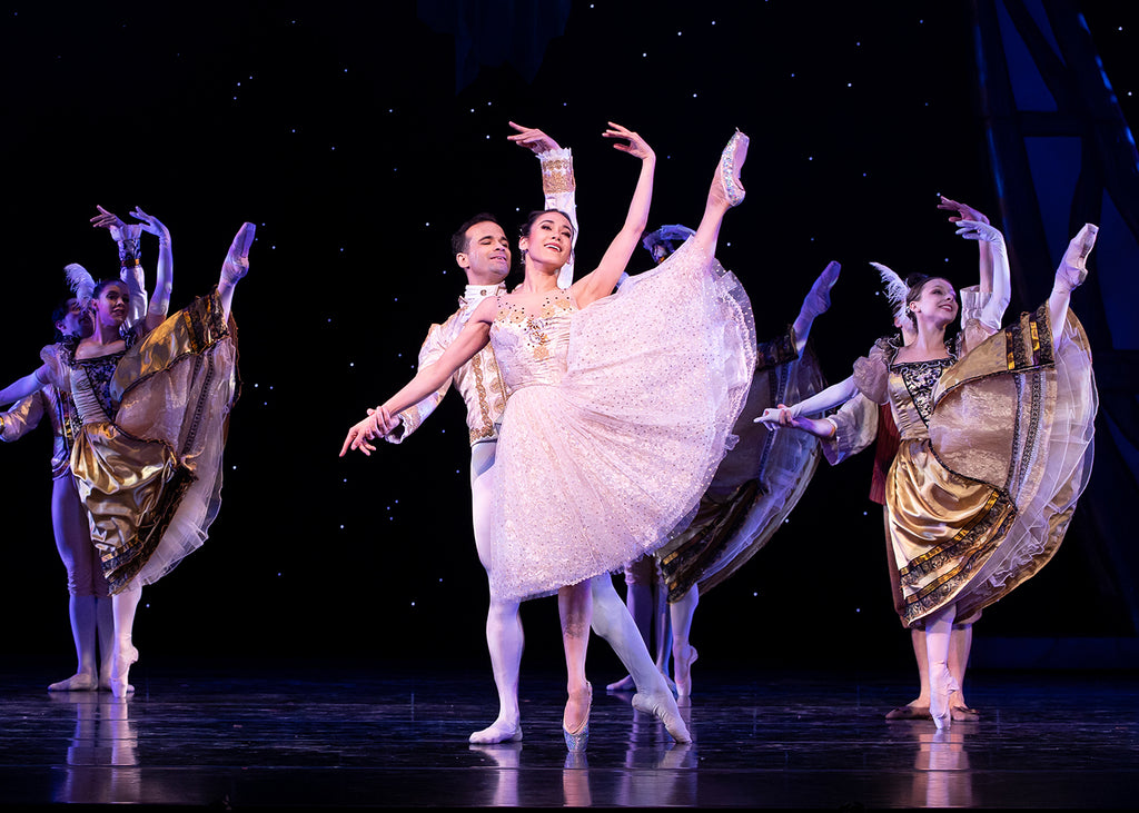 Milwaukee Ballet in “Cinderella” by Michael Pink. Photograph by Rachel Malehorn