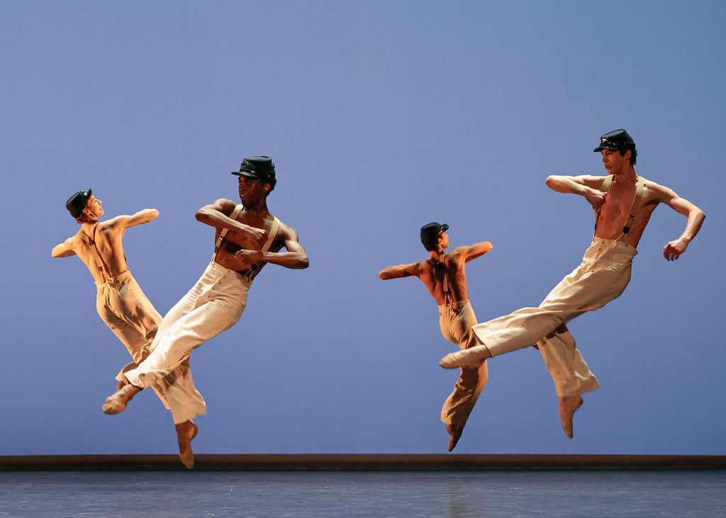 Students of the Paris Opera Ballet School in “Yondering” by John Neumeier. Photograph by Svetlana Loboff | OnP