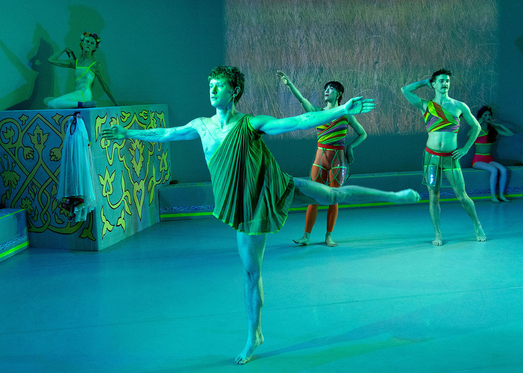 cove barton (center), Janet Charleston, Jin Ju Song-Begin, Tim Ward, Dongri Suh in Douglas Dunn's “Hesperides.” Photograph by Jacob Burckhardt