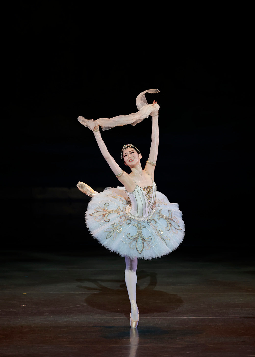 Shun Izawa in the National Ballet of Japan's “Raymonda” by Asami Maki. Photograph by Hidemi Seto, Courtesy of the National Ballet of Japan